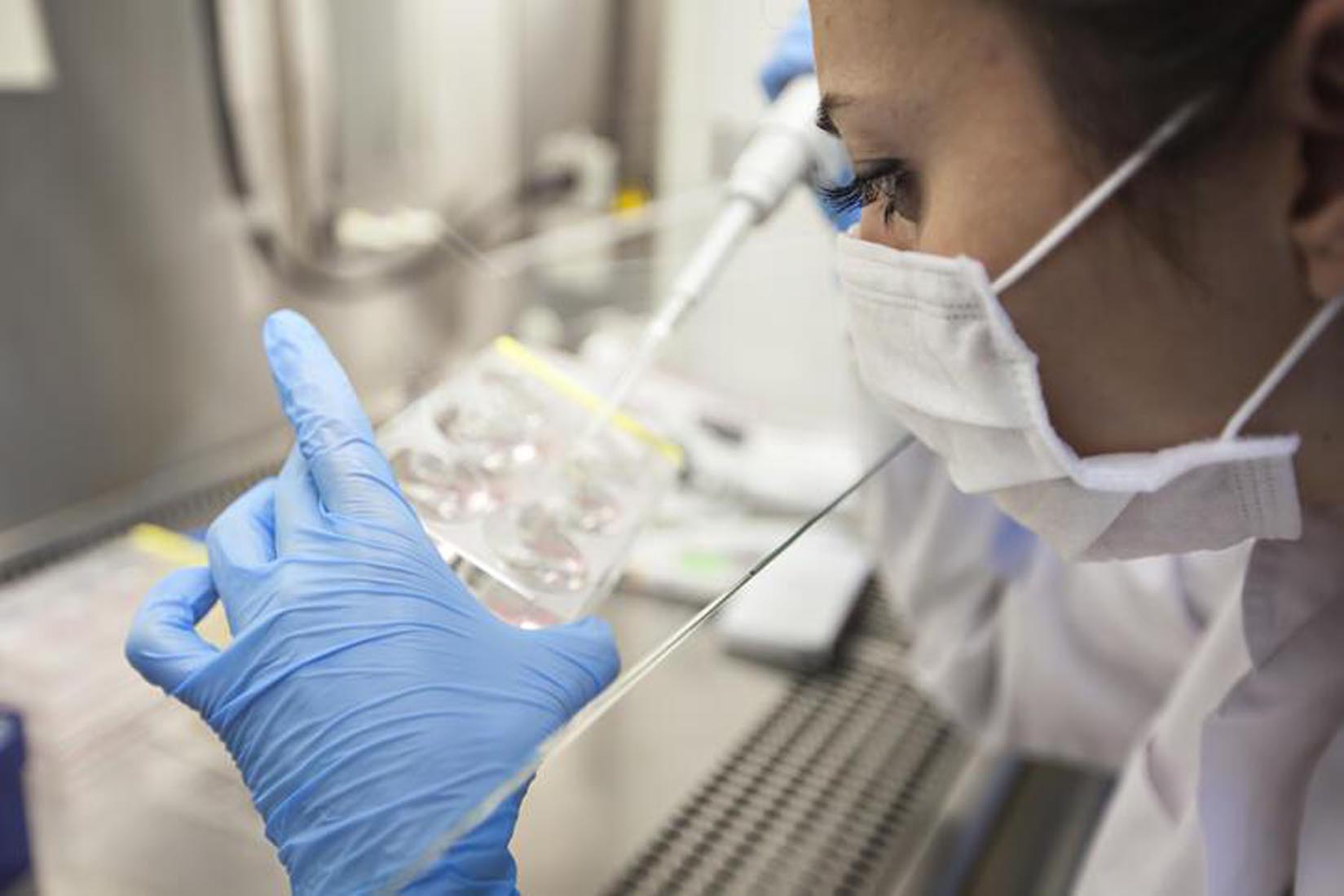 İngiltere'de yapılan araştırmaya göre: Aşı olmayan herkes Delta varyantına yakalanacak!