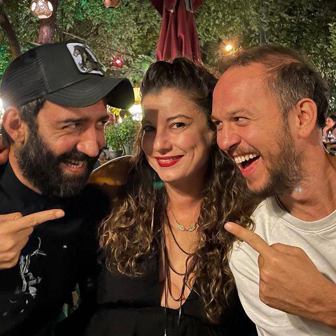 Çukur'un Ayşe'si verdiği cevapla şok etti! "Kocalarımla yaşıyorum" 