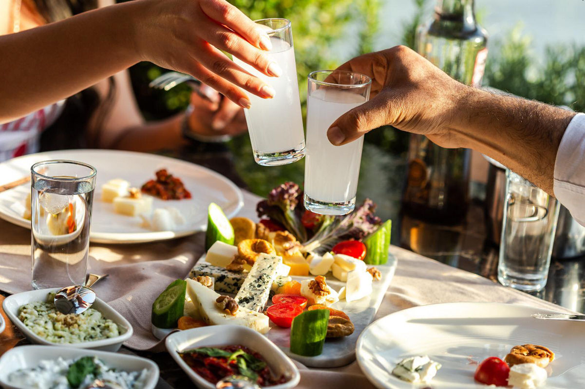 Rakı fiyatları 2021 güncel ne kadar? 35'lik, 50'lik, 70'lik, 100'lük rakı fiyatları ne kadar?