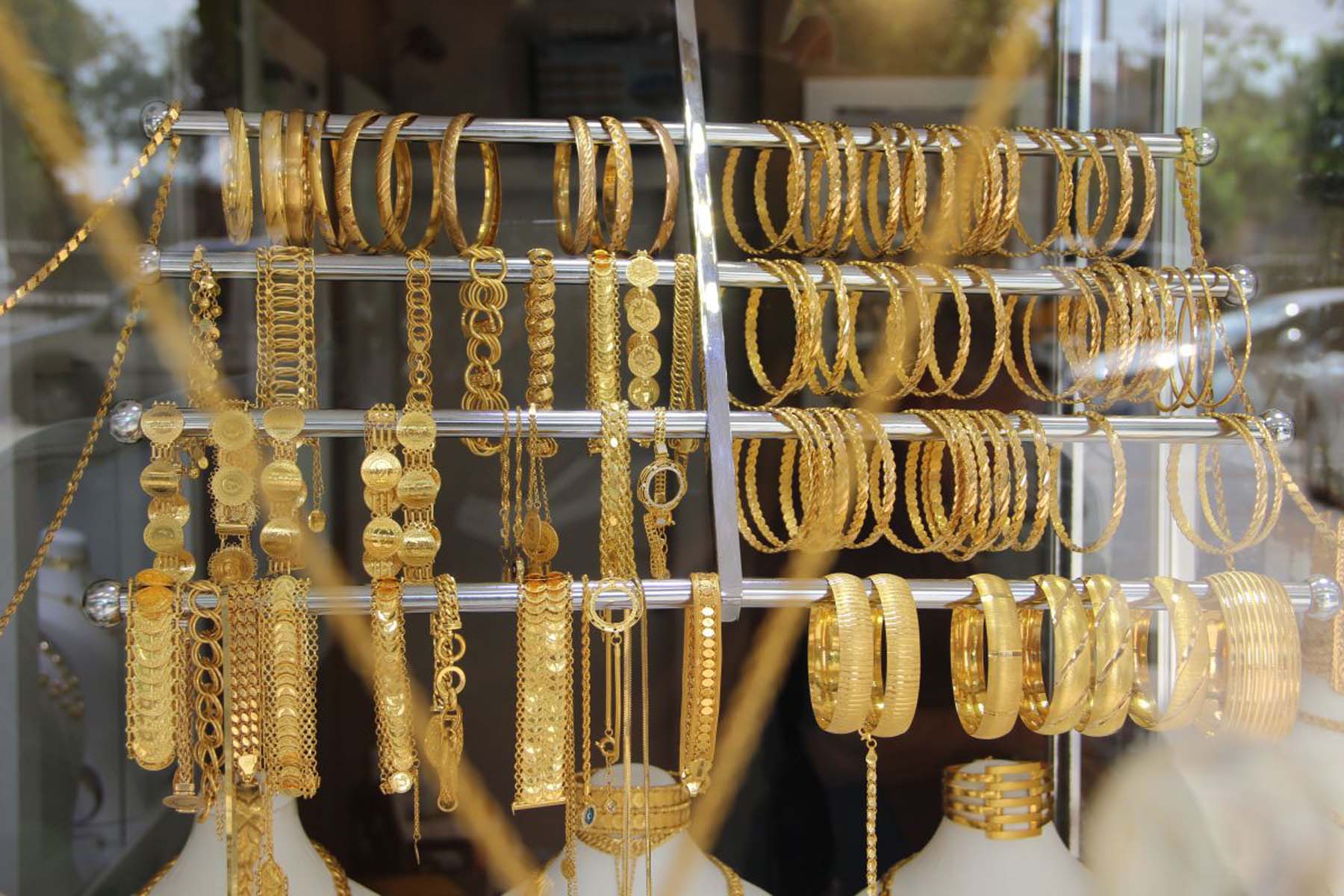 10 günlük evli çiften korkunç olay! 4 bilezik aileyi birbirine düşürdü