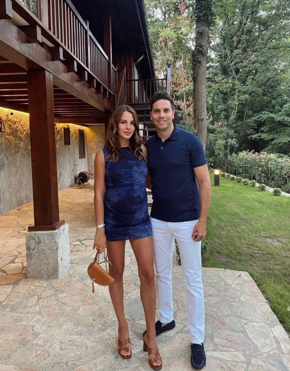 Aslışah Alkoçlar'ın mutlu günü! Anne oldu! İlk bebeği Cem'i kucağına aldı...