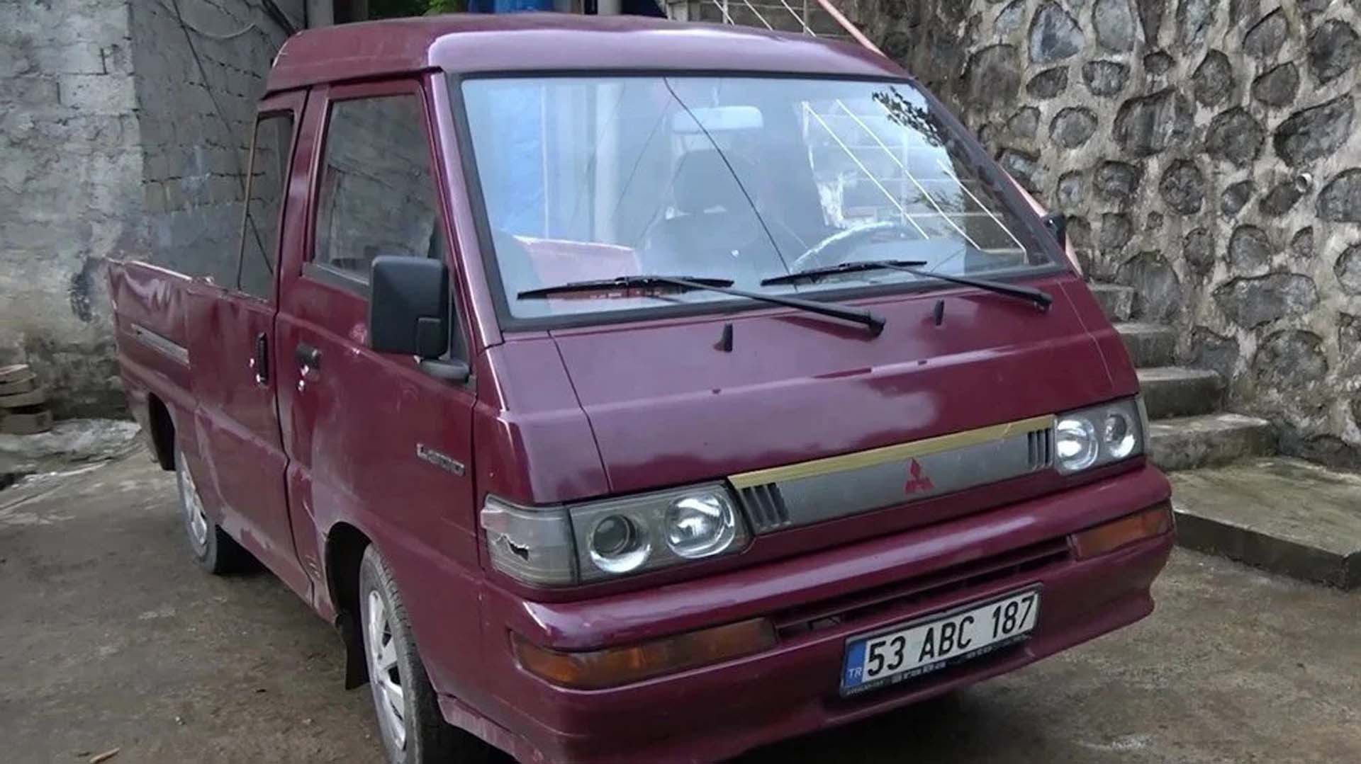 Kafasını vuranca sinirlenen Karadenizli işi pratik çözüme döktü