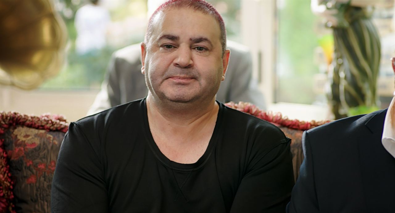 Benzemez Kimse Bize programına Şafak Sezer damga vurdu! Canlı yayında Bülent Ersoy'a alkol testi yaptı! İzleyiciyi kırıp geçirdi!