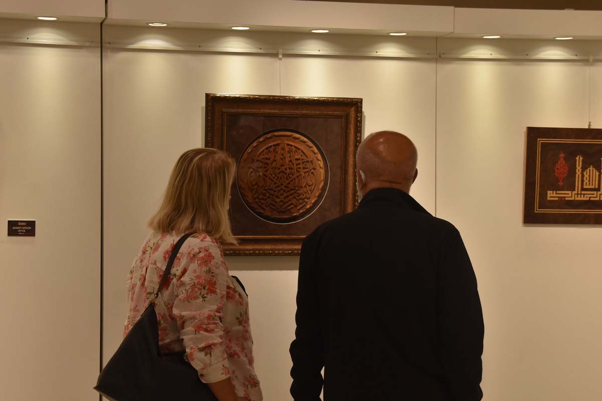 Pendik'te "Ahşaptan Sanata'' sergisinde sanatseverlerden büyük buluşma!