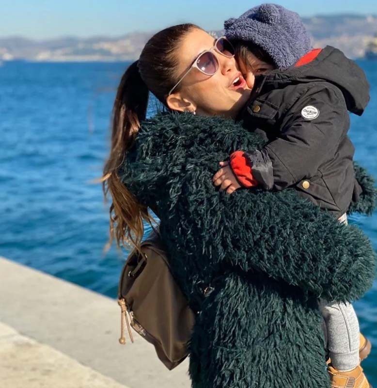 Nadide Sultan oğluyla birlikte ölümden döndü! Korku dolu anlar yaşayan ünlü şarkıcı kurban kestirdi!