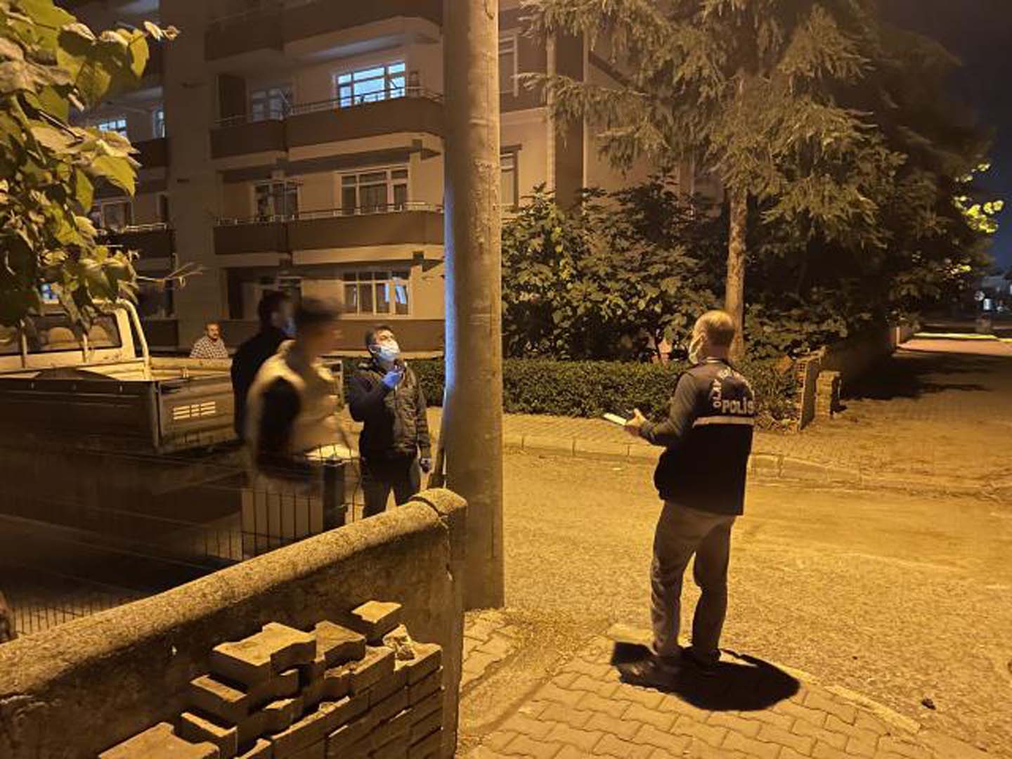 16 yaşındaki genç, arkadaşını boynundan bıçaklayarak öldürdü