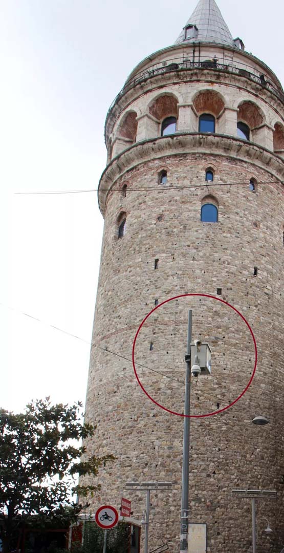 Galata Kulesi'nin önünde bulunan direk kaldırılıyor! Vatandaşlar şikayette bulunmuştu