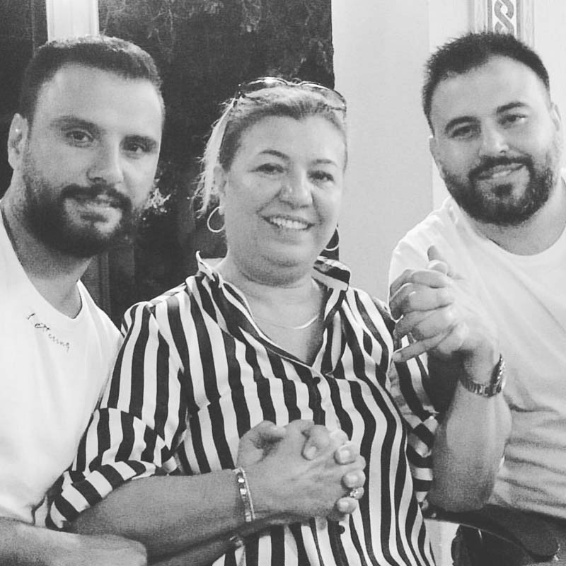 Kardeşi Selçuk Tektaş'ın ölümüyle yıkılan Alişan'ın matemi sürüyor! Paylaşımıyla yürekleri paramparça etti!