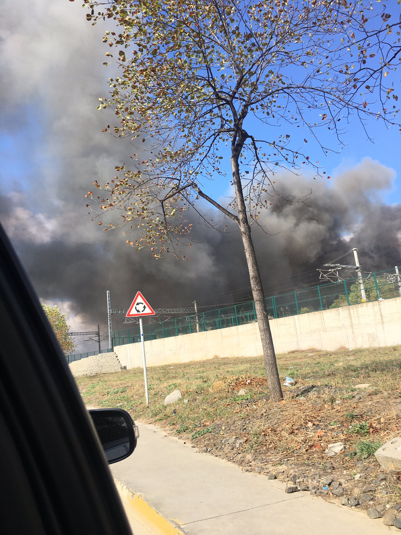 Son dakika | İstanbul Tuzla'da fabrika yangını: Dumanlar gökyüzünü kapladı! Çok sayıda itfaiye sevk edildi