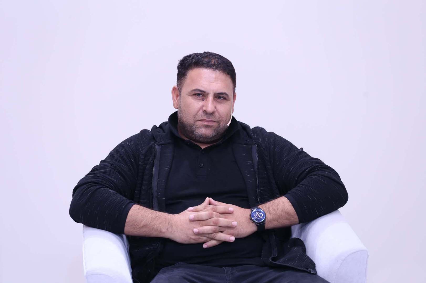 Esra Erol'un programında duyanları şoke edecek olay! Eşi dolandırmak istediği kişiye kaçtı