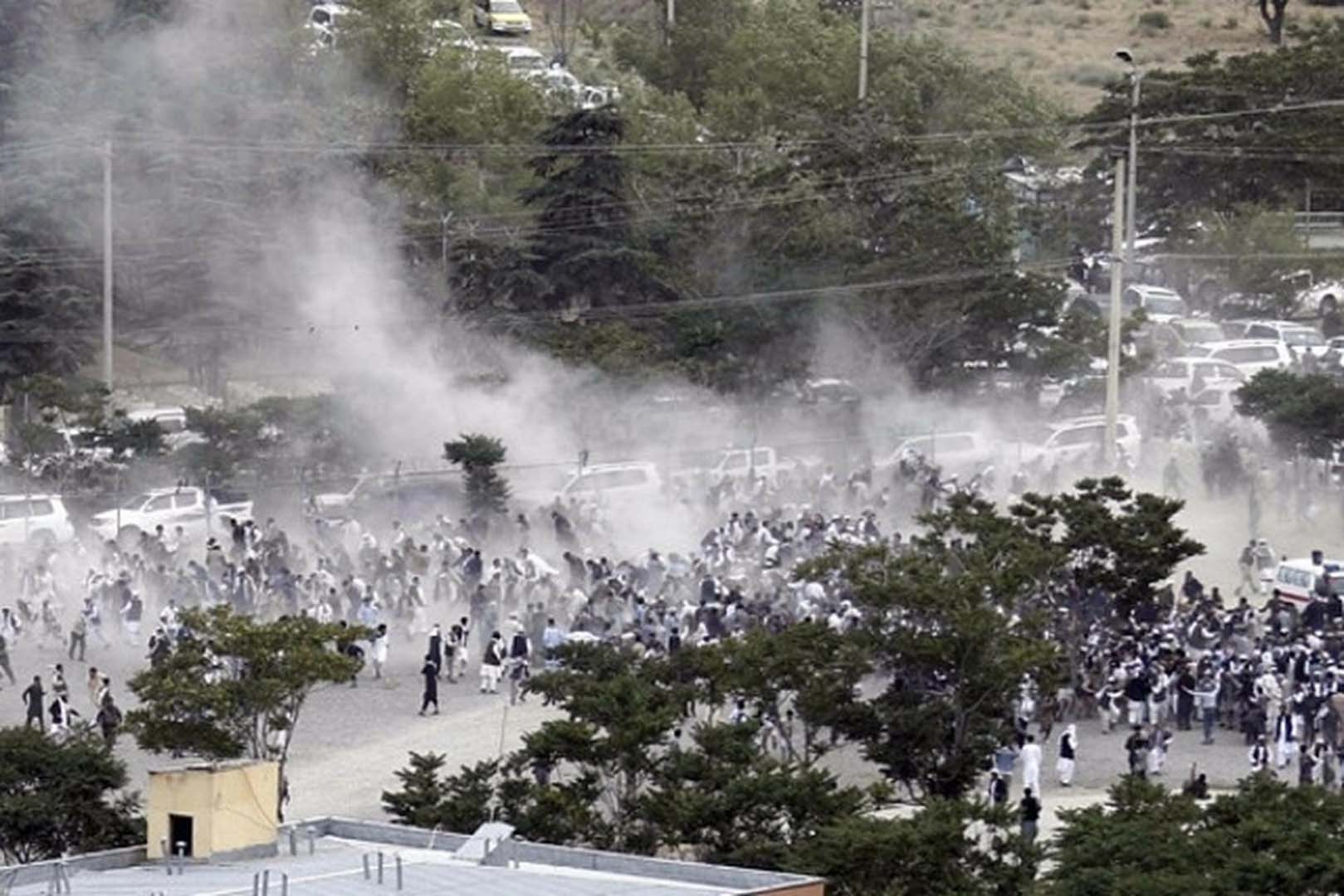 Afganistan'ın başkenti Kabil'de cami önünde patlama! Ölü ve yaralılar var!