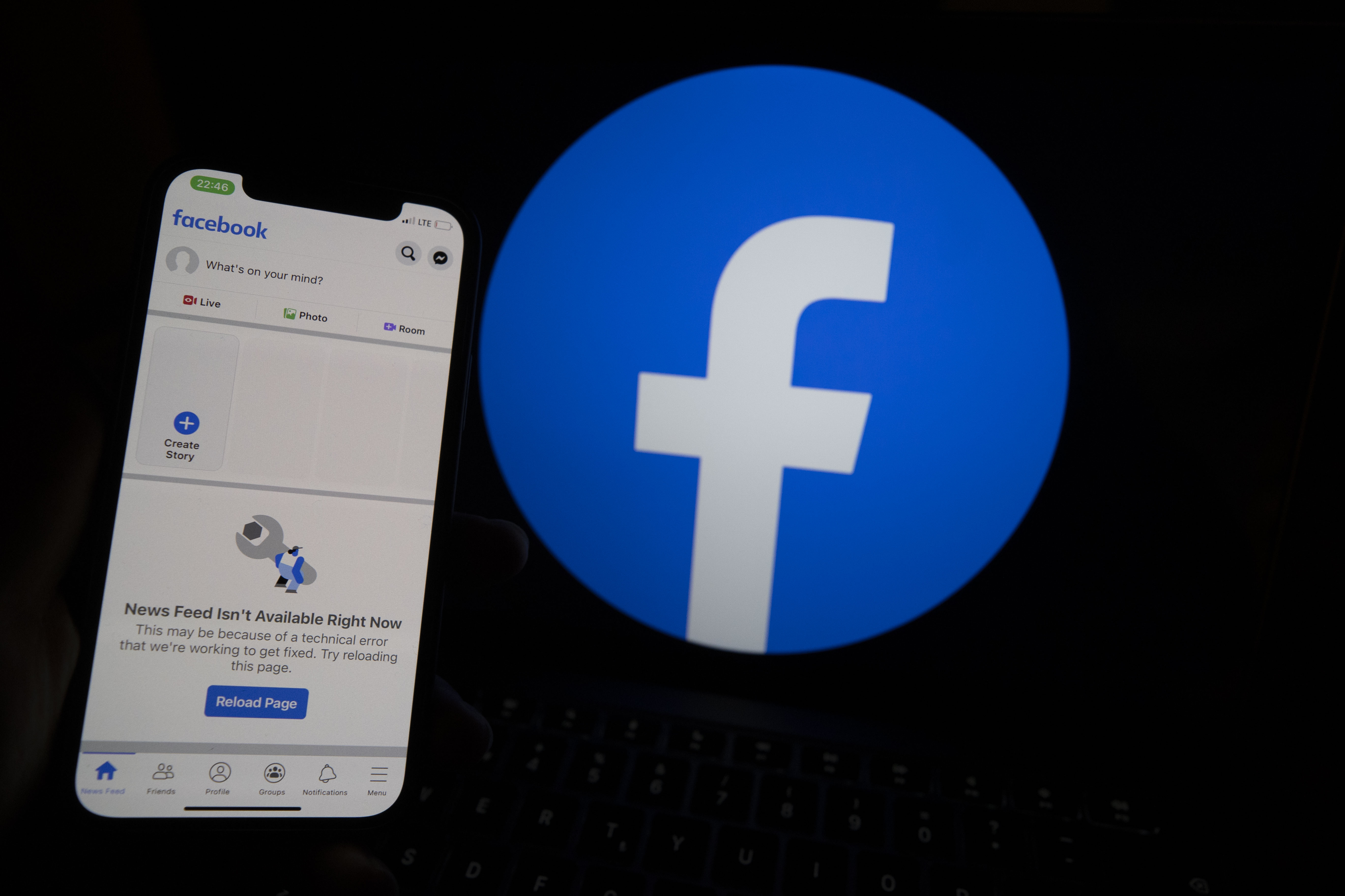 Facebook, Instagram ve Whatsapp'taki erişim sorunu çözüldü! Facebook sorunun nedenini açıkladı 