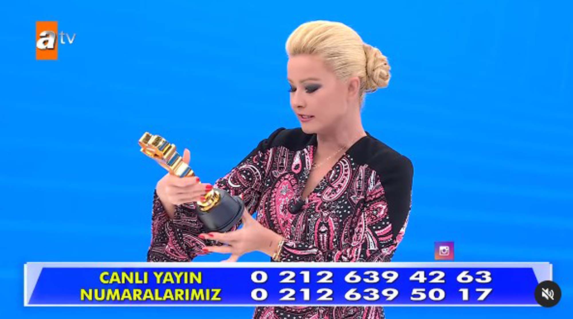 "Yılın En İyi Sabah Programı" ödülüne Müge Anlı ile Tatlı Sert layık görüldü! Anlı canlı yayında liderliğini ilan etti!