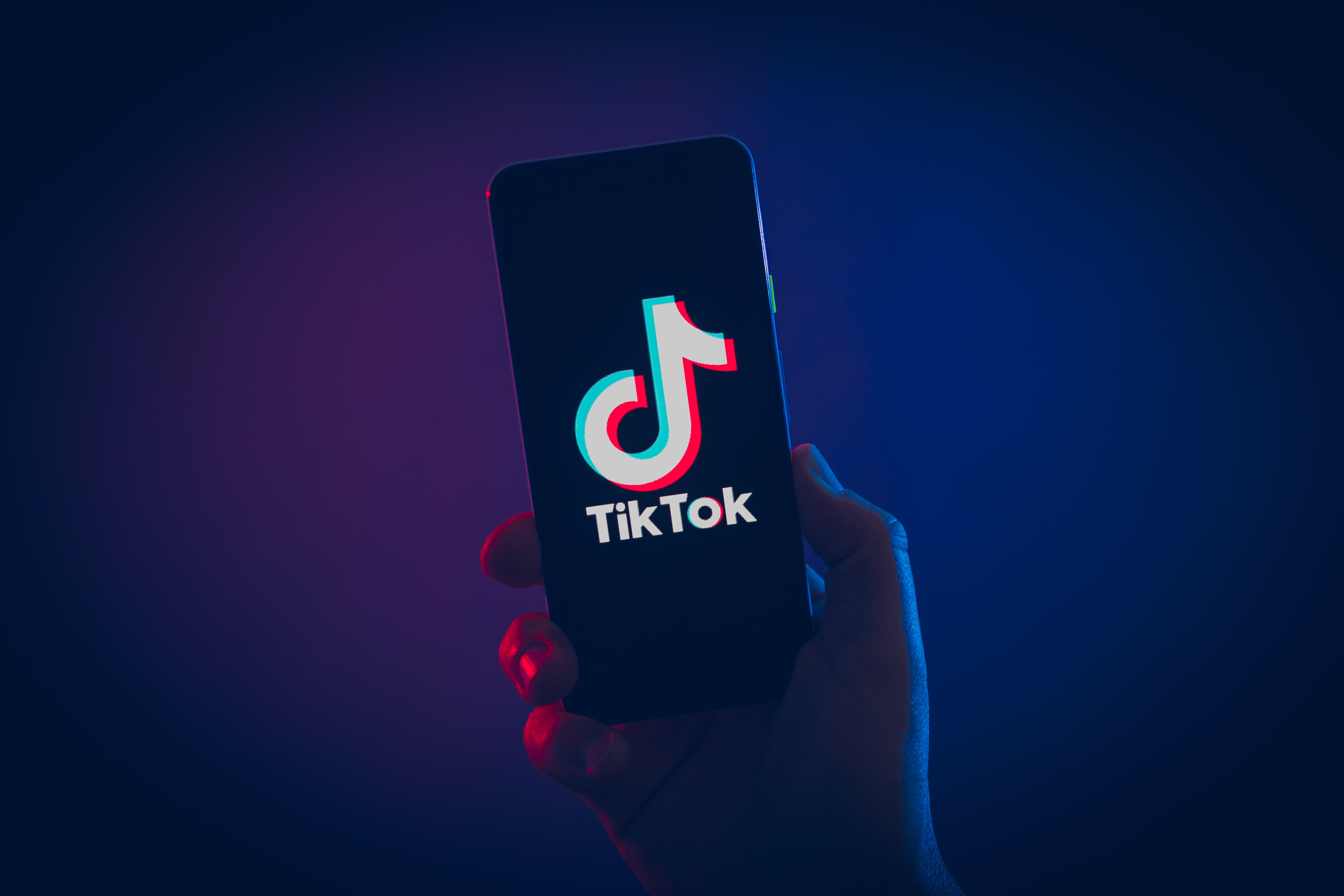 TikTok'ta pes dedirten akım! "Öğretmenini tokatla" challenge öğrenciyi harekete geçirdi!
