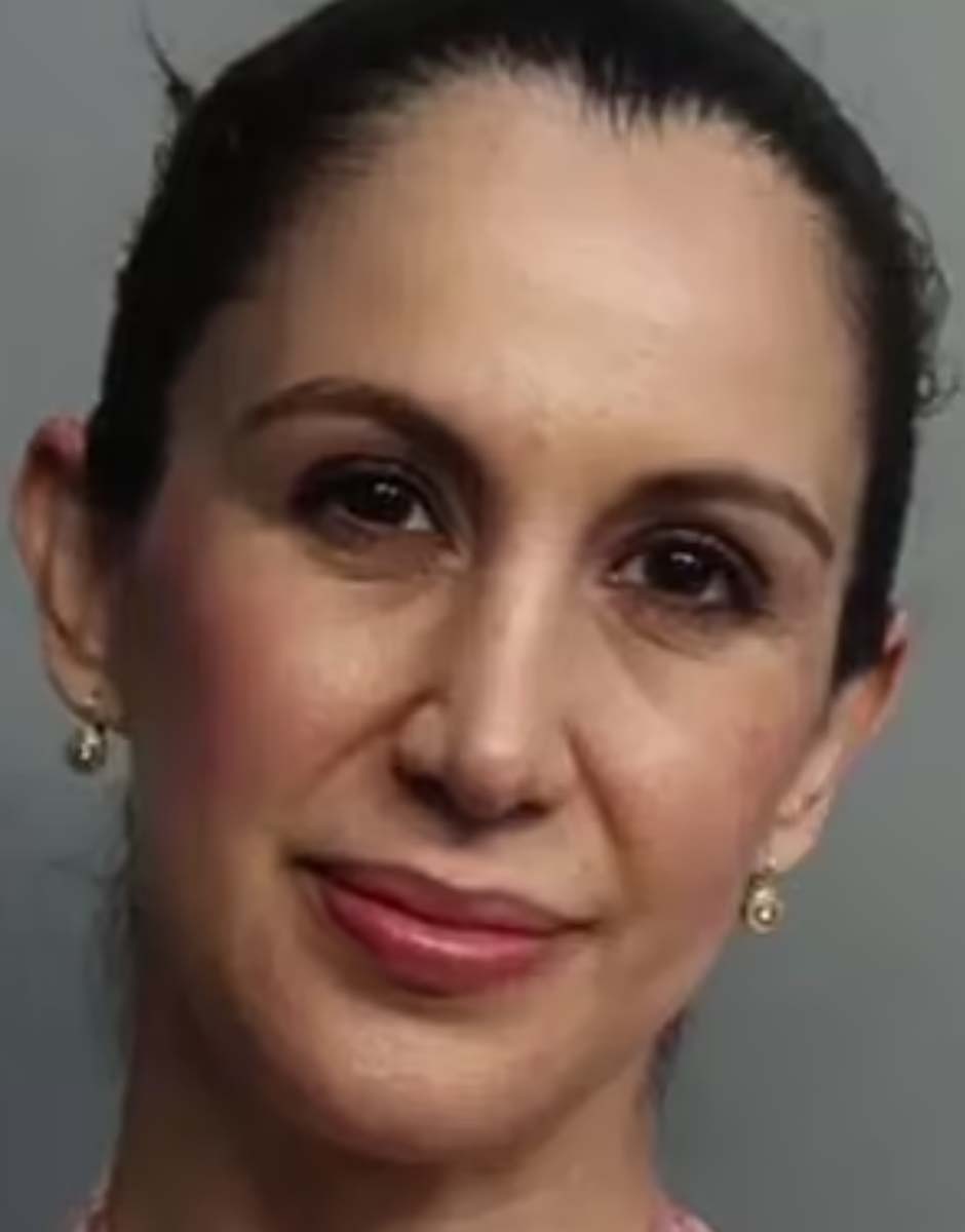 Hamile öğretmen 15 yaşındaki öğrencisiyle seks yaptı! Partilere katıldılar, kendilerini teyze - yeğen olarak tanıttılar