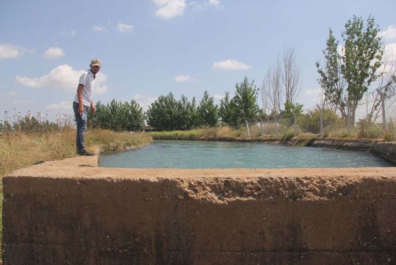 Küçük çocuğun öldürdü, taziyesine gidip rol yaptı! Cani katil vicdan yapınca cinayeti itiraf etti!