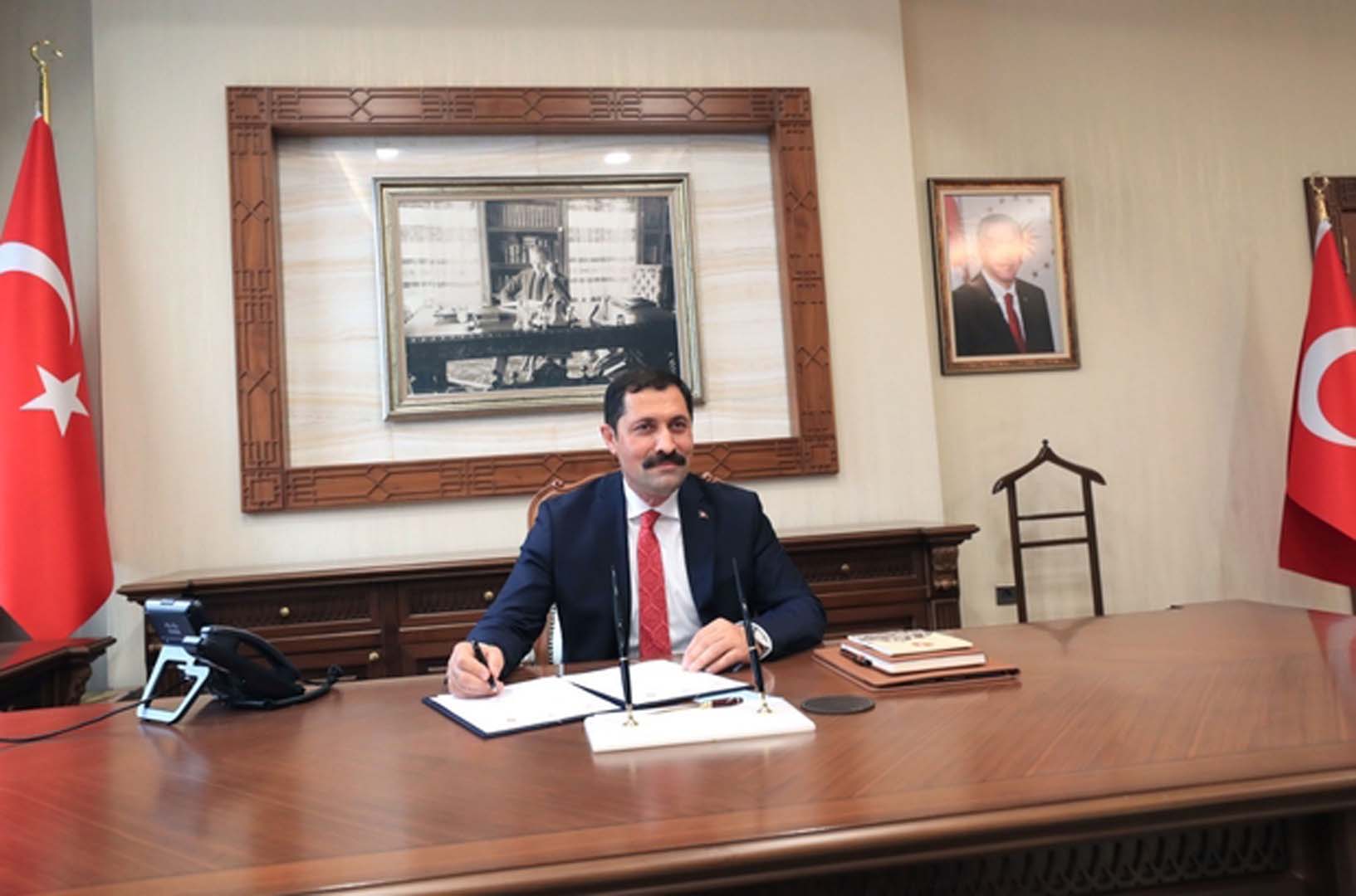 Amasya Valisi 'işsizlik var' diyenlere sitem etti: İşsizlik yok, iş beğenmemezlik var!