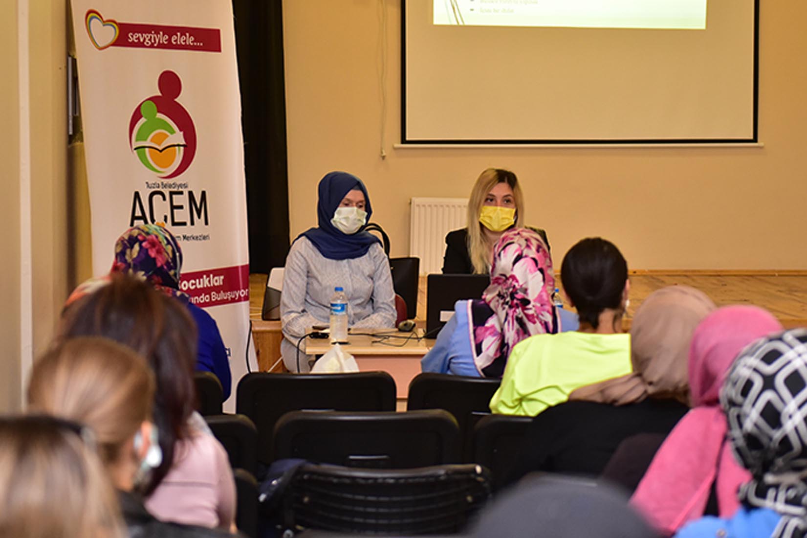 Tuzla Belediyesi’nden 950 Anne Ve Çocuk İçin Eğitim Seferberliği