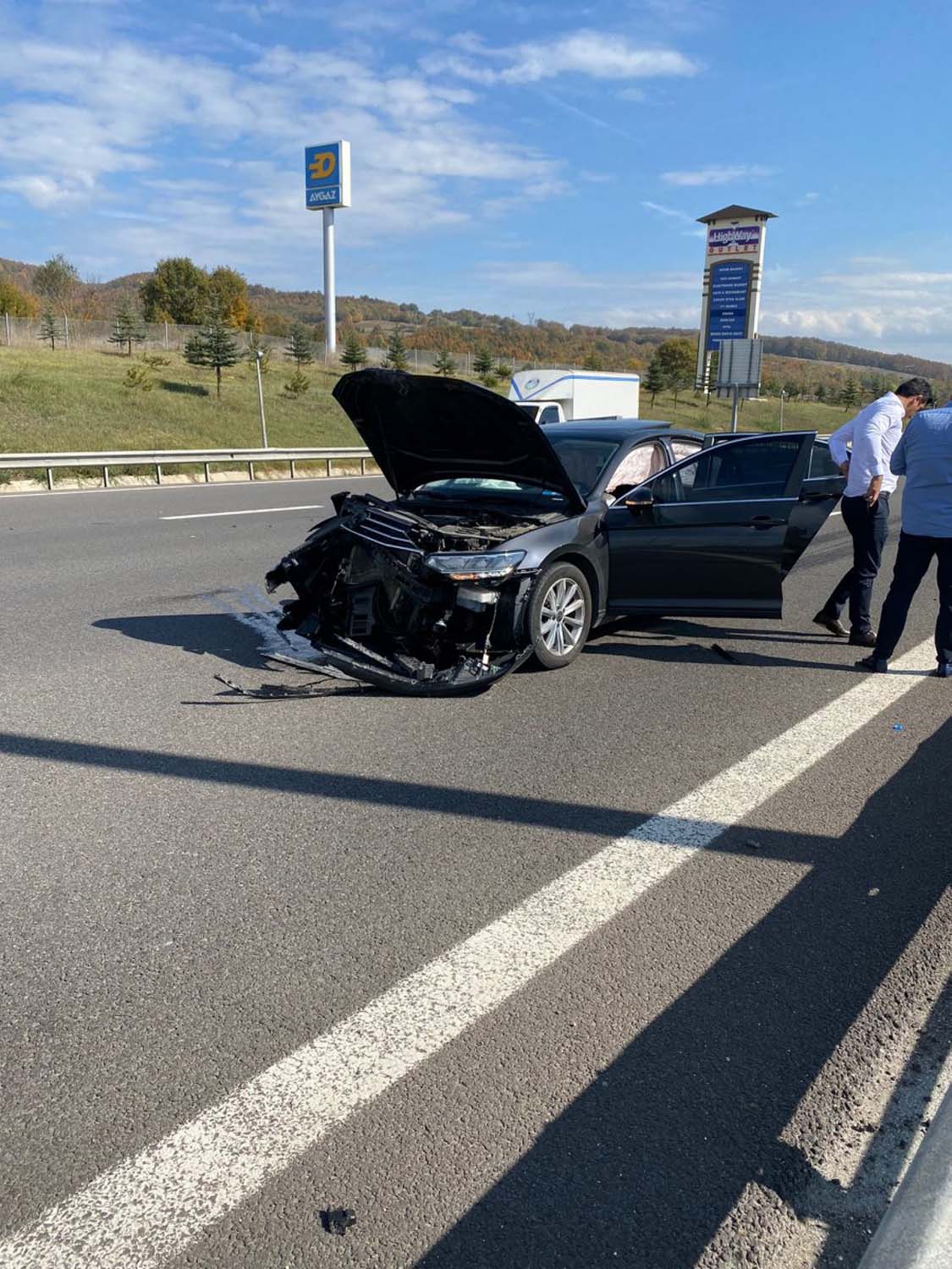 Ünlü sunucu Hande Fırat ve eşi trafik kazası geçirdi! Çift ölümden döndü