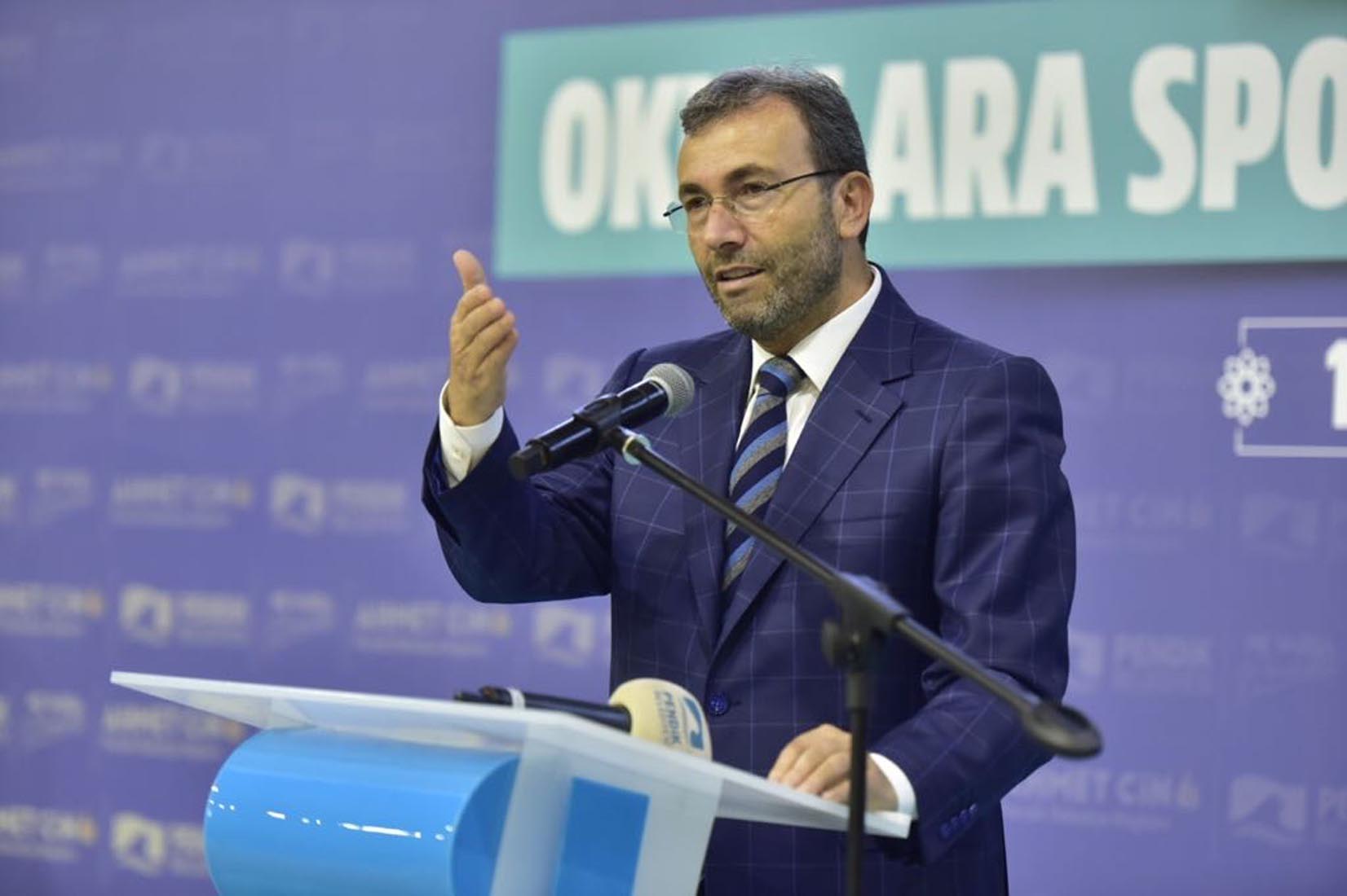 Pendik Belediyesi tarafından okullara spor malzemesi desteği verildi