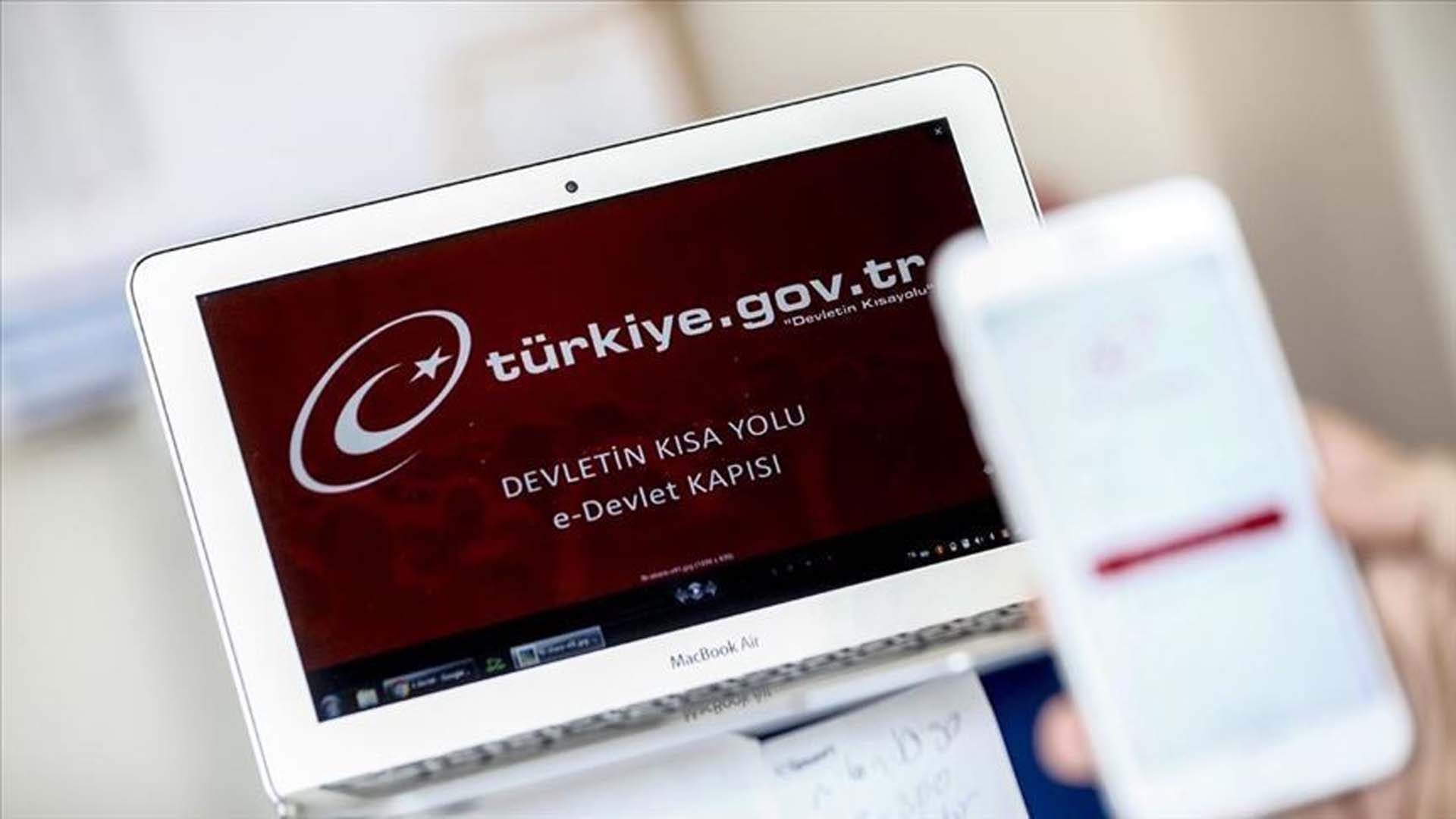 Bakan Derya Yanık duyurdu: Belge toplama devri son buluyor! Sosyal yardım başvuruları e- Devlet'ten alınacak 