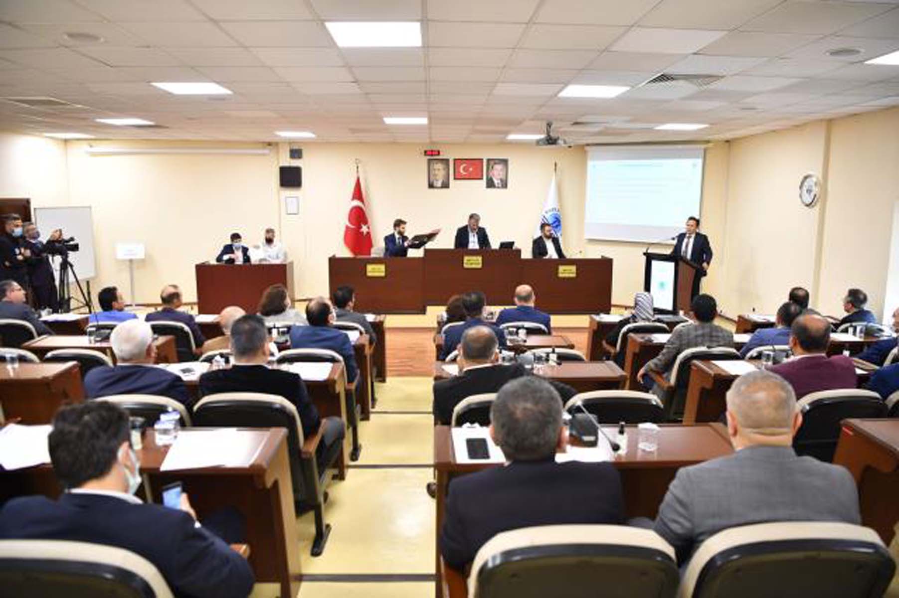 Tuzla Belediye Başkanı Şadi Yazıcı, İBB'yi eleştirdi bitmeyen projeler için seslendi: Allah rızası için şunları bitirin artık ya