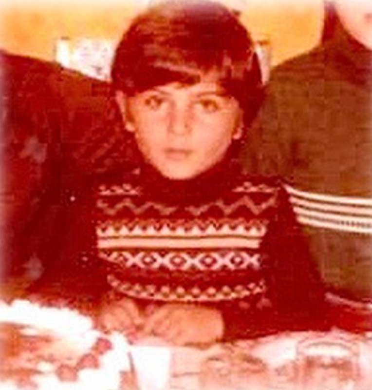 49 yaşına basan Megastar Tarkan'a en güzel hediye kızından geldi! Liya'nın sürprizine beğeni yağdı!