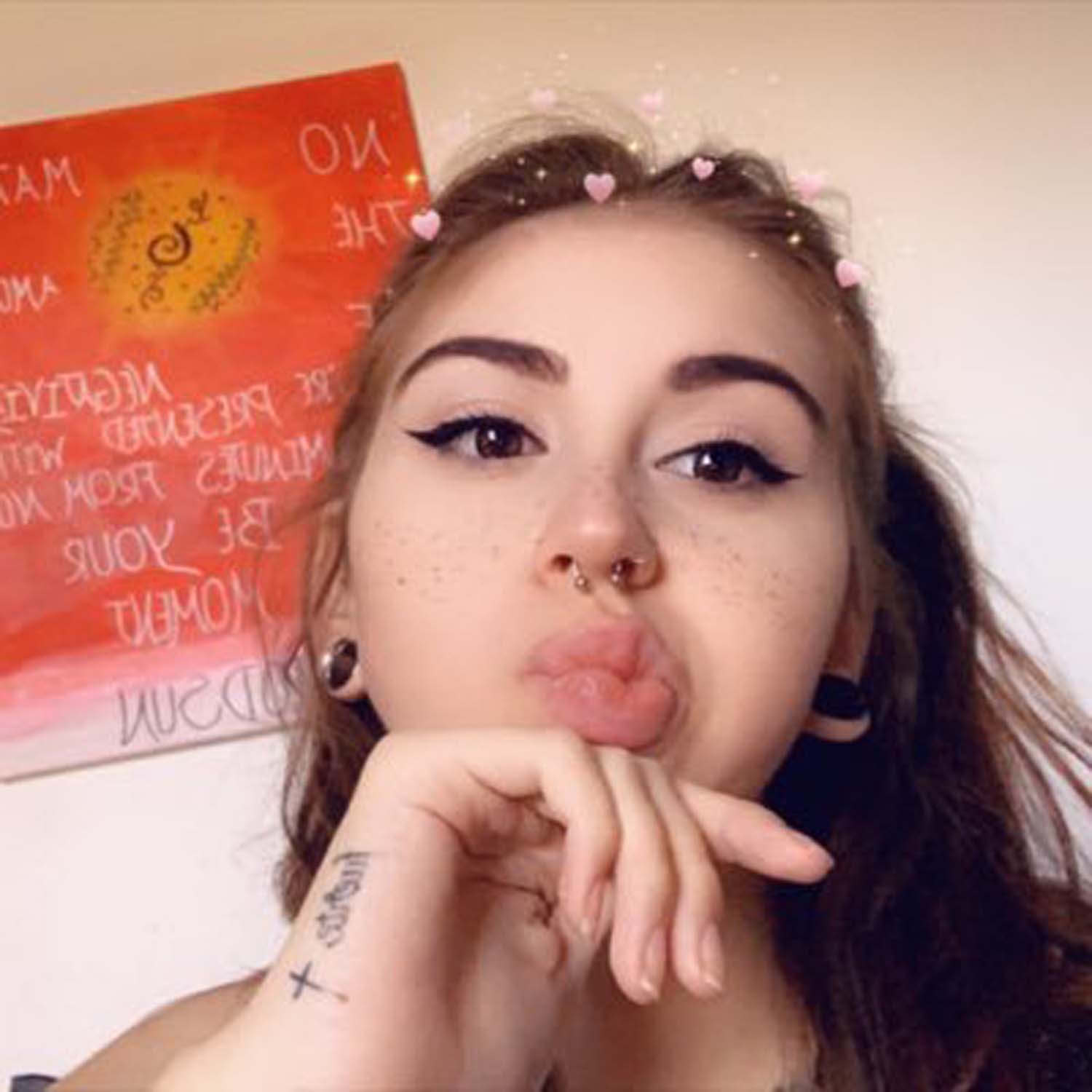 Böyle ihanet Aşk-ı Memnu'da bile görülmedi! Annesi, kızının nişanlısına göz dikti, evleniyorlar!