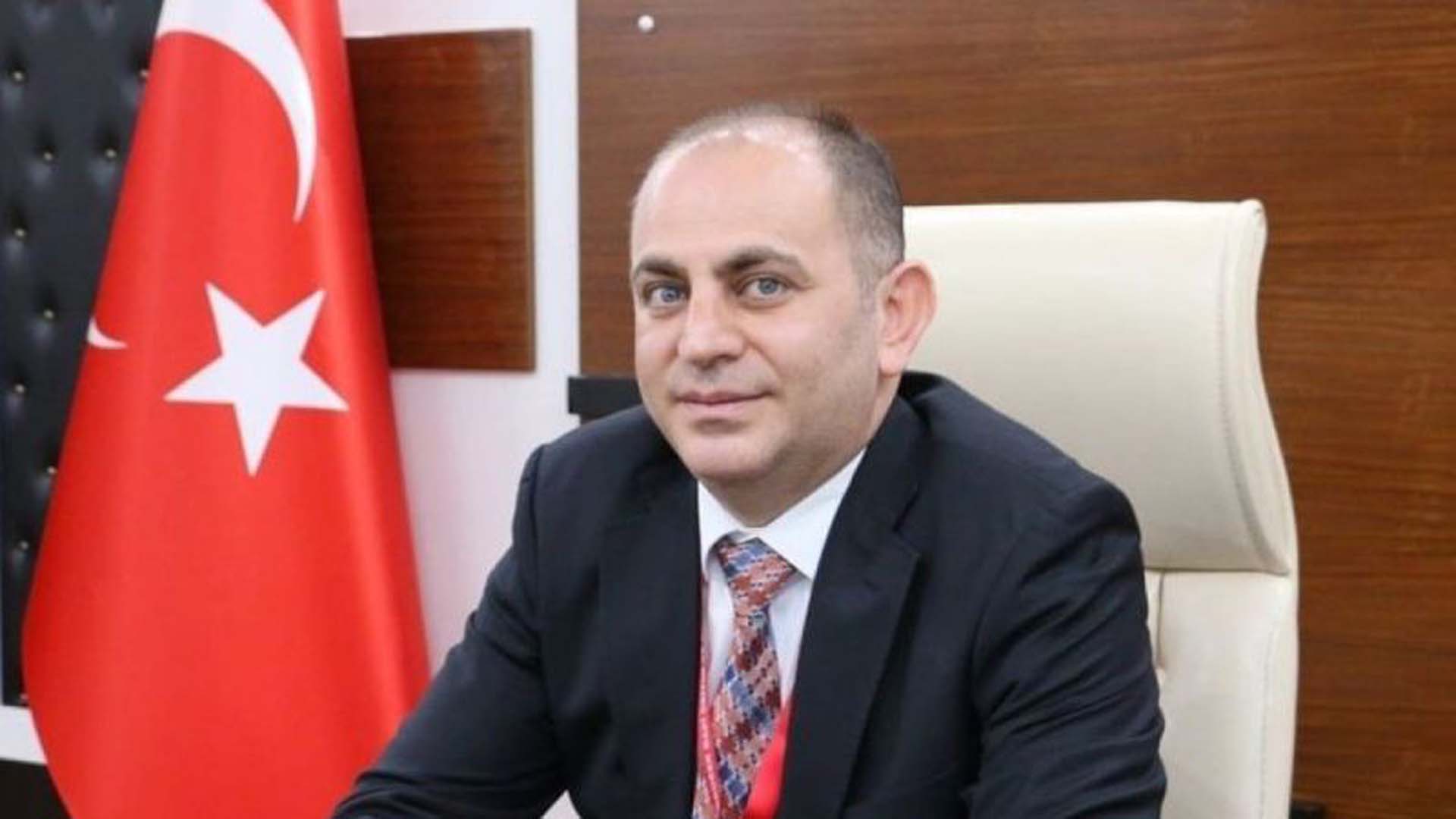 Erzincan Mengücek Gazi Eğitim ve Araştırma Hastanesi başhekimi kim? Doç. Dr. Orhan Çimen kimdir? Neden görevden alındı?Kaç yaşında? Nereli? Doç. Dr. Orhan Çimen biyografisi