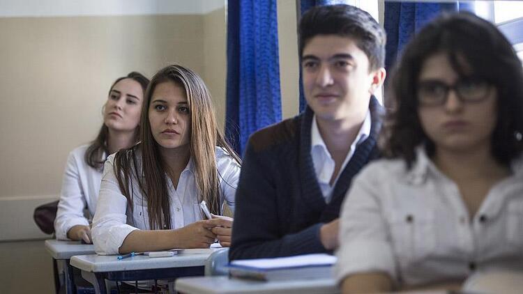 28, 29 ve 30 Ekim okullar tatil mi 2021? 28, 29, 30 Ekim'de uzaktan eğitim var mı 2021?