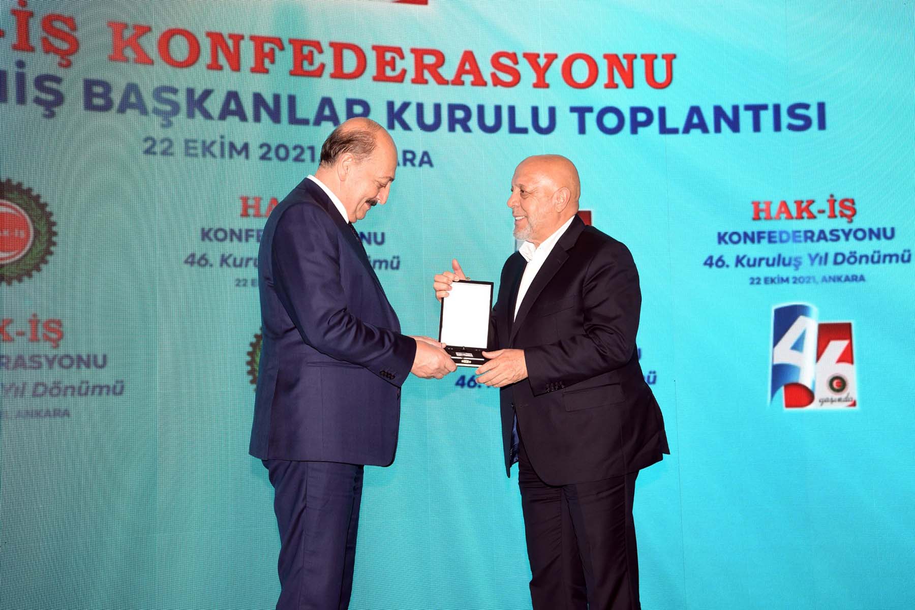 Milyonlar bu açıklamalara kilitlenmişti! Kimsenin kuşkusu olmasın diyen Bakan Bilgin'den asgari ücret ve 3600 ek gösterge müjdesi 