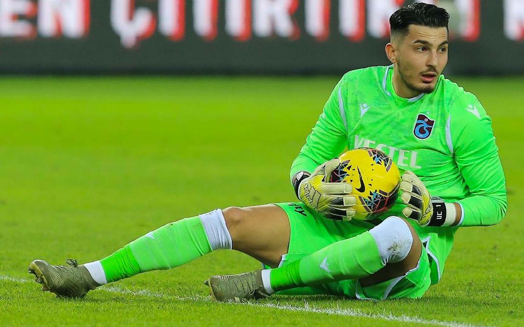 Uğurcan Çakır transfer için kararını verdi! Şampiyonlar Ligi'nde oynamak istiyor!