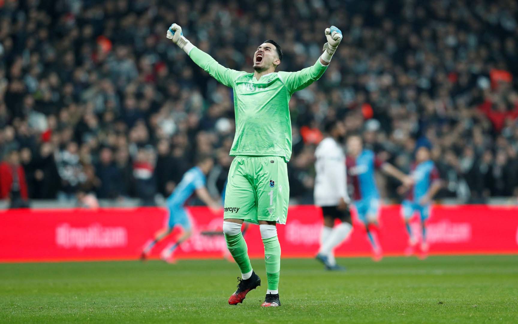 Uğurcan Çakır transfer için kararını verdi! Şampiyonlar Ligi'nde oynamak istiyor!