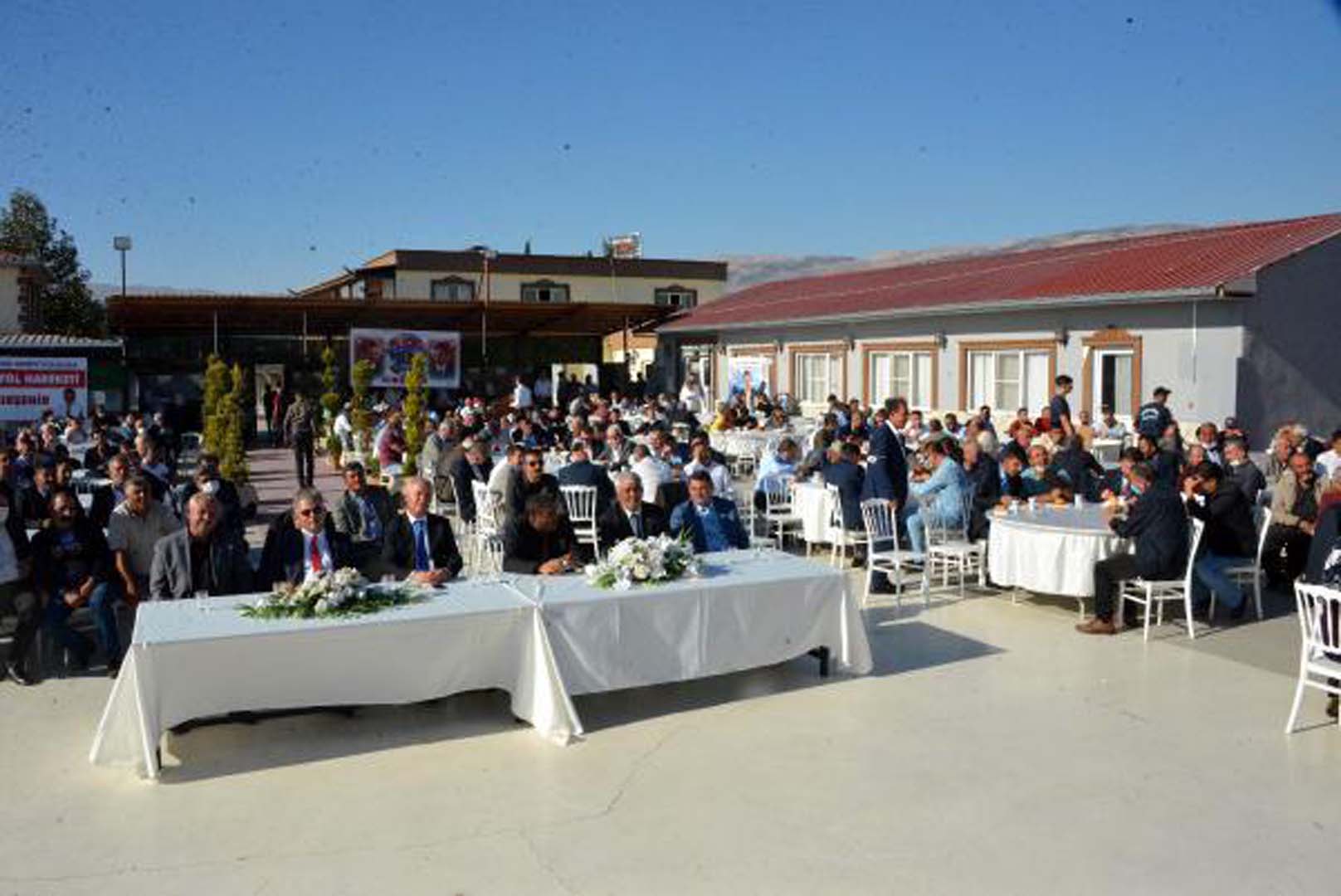 Bir parti daha kuruluyor! Milli Yol Partisi'nin genel merkez binası tutuldu, resmi açılış kasımda