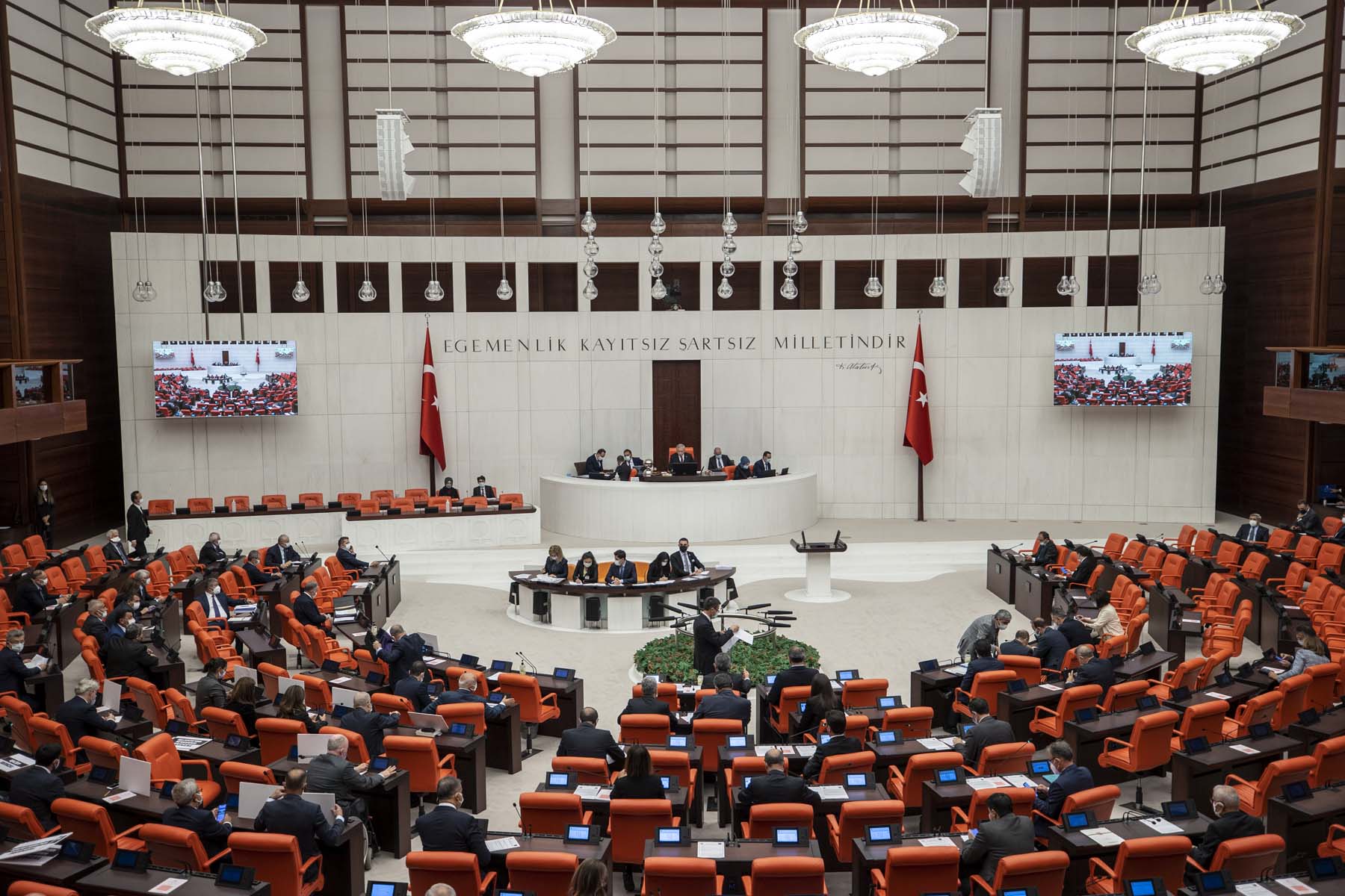 Son dakika | Grup Başkanvekili Özgür Özel açıkladı! CHP, Irak ve Suriye tezkerelerine hayır oyu verecek