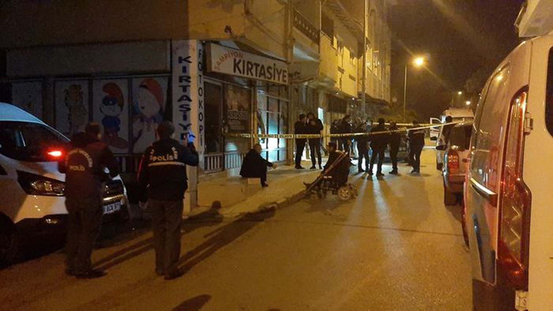 Çorum'da Türk Sanat Musikisi Sevenler Derneği'nde çıkan tartışma silahlı kavgayla bitti! Ölü ve yaralılar var