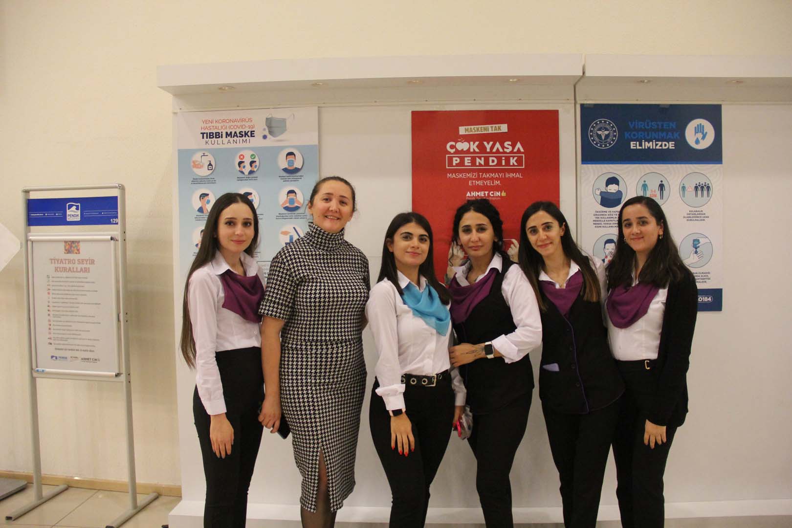 Profesör Turgut Göksoy pandemide hem şifa dağıttı, hem de şair oldu! Yazdığı şarkı sözleri yüreklere dokundu