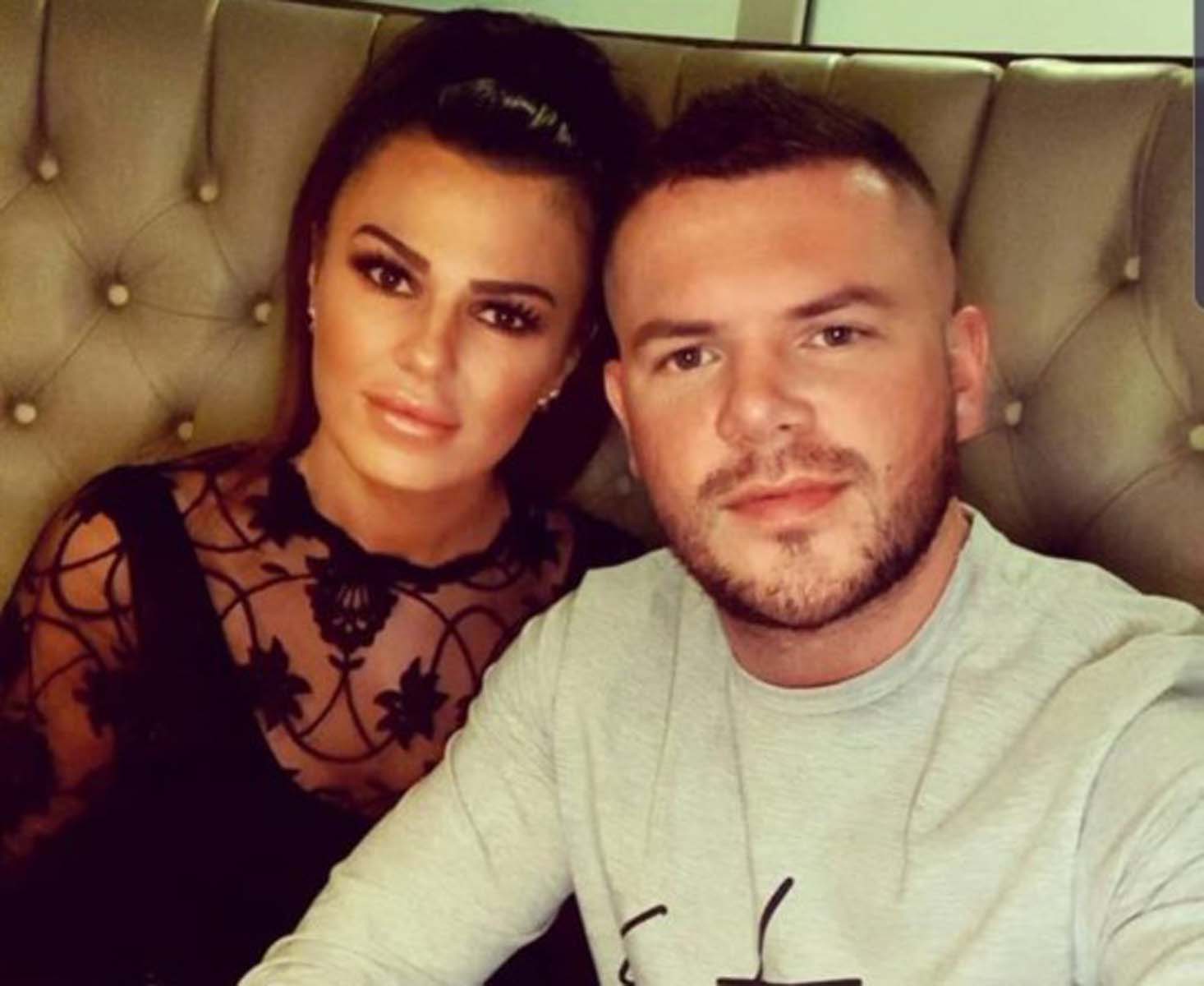 Kıskanç sevgili ortalığı karıştı! Erkek arkadaşının eski sevgilisinin porno fotoğraflarını Facebook'tan yayımladı! 