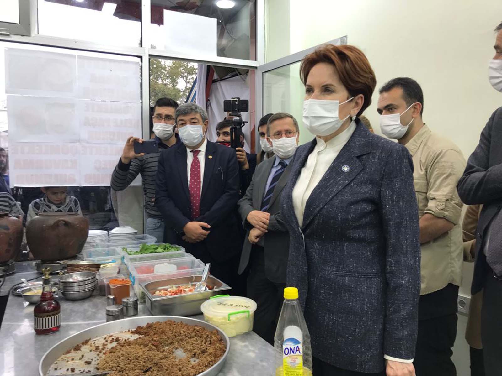 Batman'da Meral Akşener'i zorlayan tezkere sorusu: Hiç mi canınızı sıkmadı? 