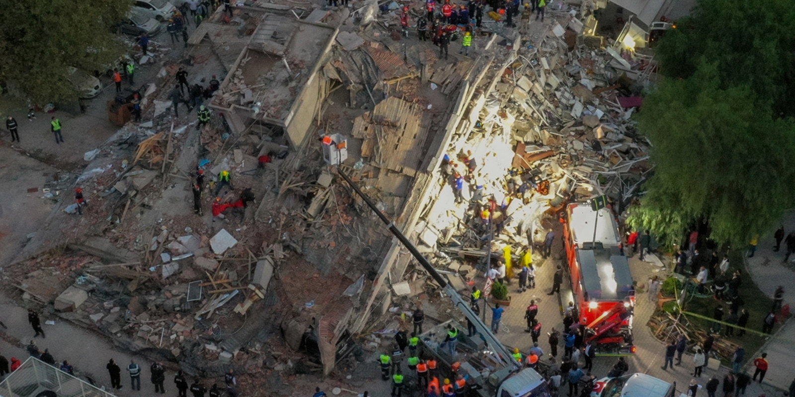 İzmir depremi resimli anma mesajları 2022 | İzmir depremi resimli kısa, uzun, anlamlı anma mesajları