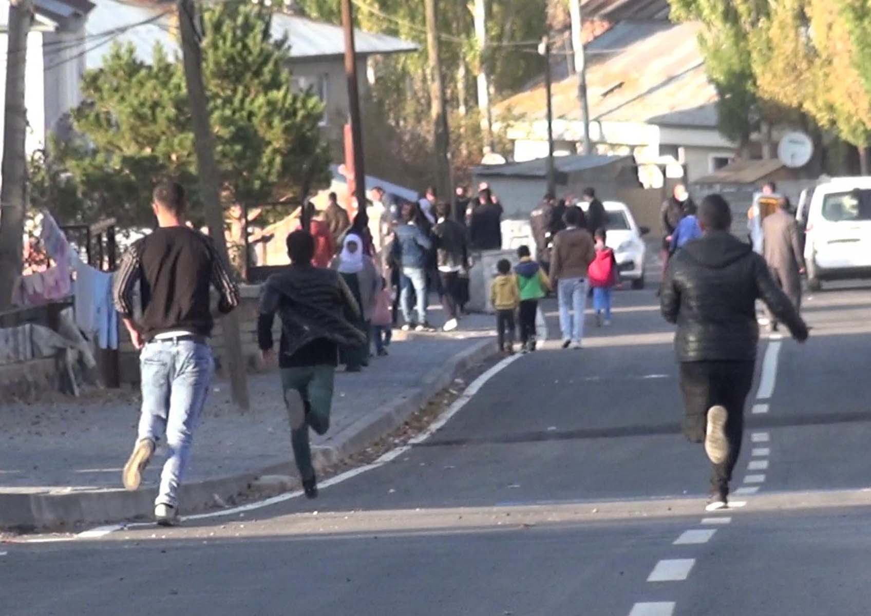 Erzurum Palandöken'de düğün öncesi kısır kavgası! Taş ve sopalar kullanıldı: 3 yaralı 