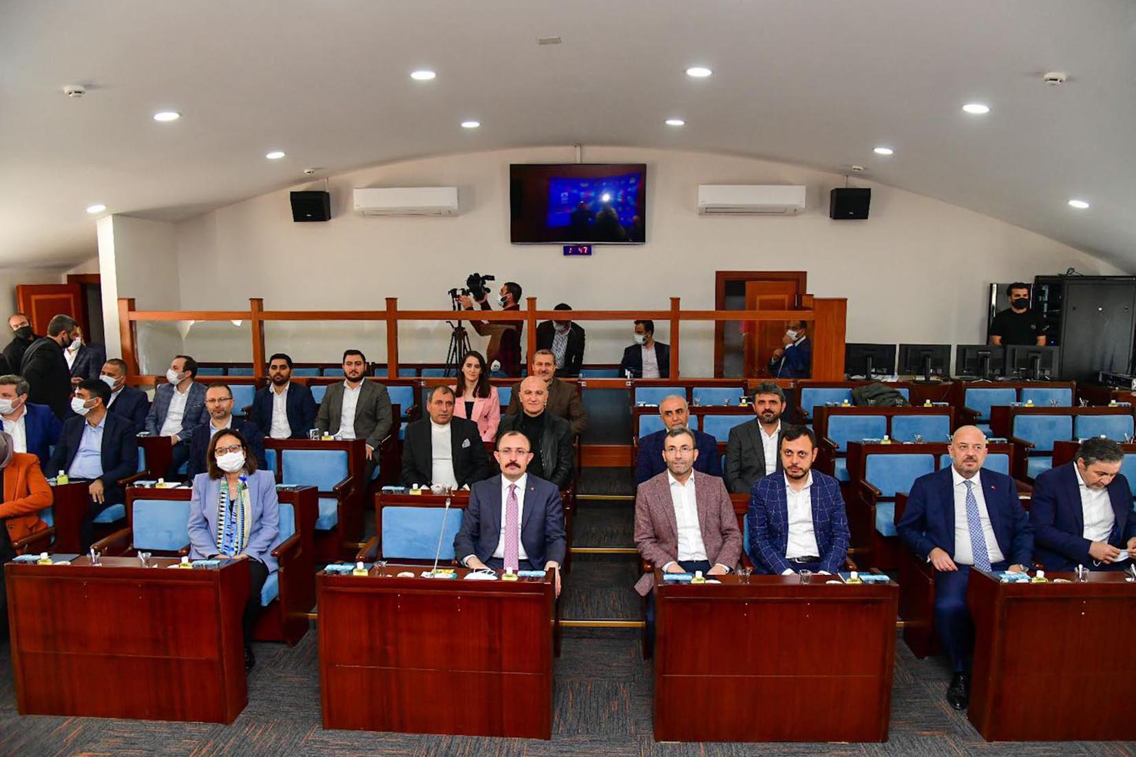 Ticaret Bakanı Mehmet Muş, Pendik’e geldi: Yatırımlar hakkında sunum yapıldı