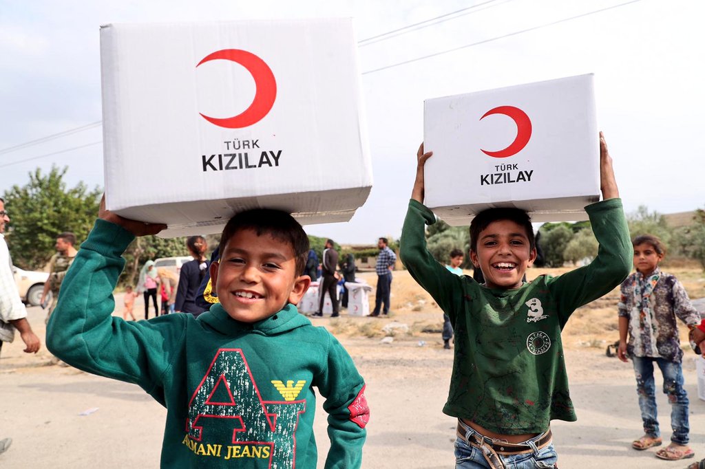 Kızılay haftası ile ilgili şiirler 2021 | Kızılay Haftası ile ilgili görseller, sınıf panosu 2021