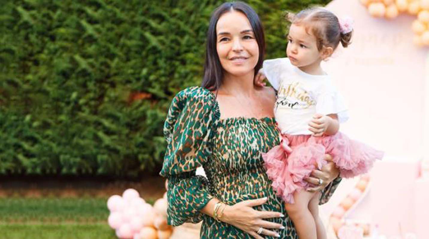 Bengü ikinci kez annelik heyecanı yaşıyor! Oğluna verdiği isim çok şaşırttı!