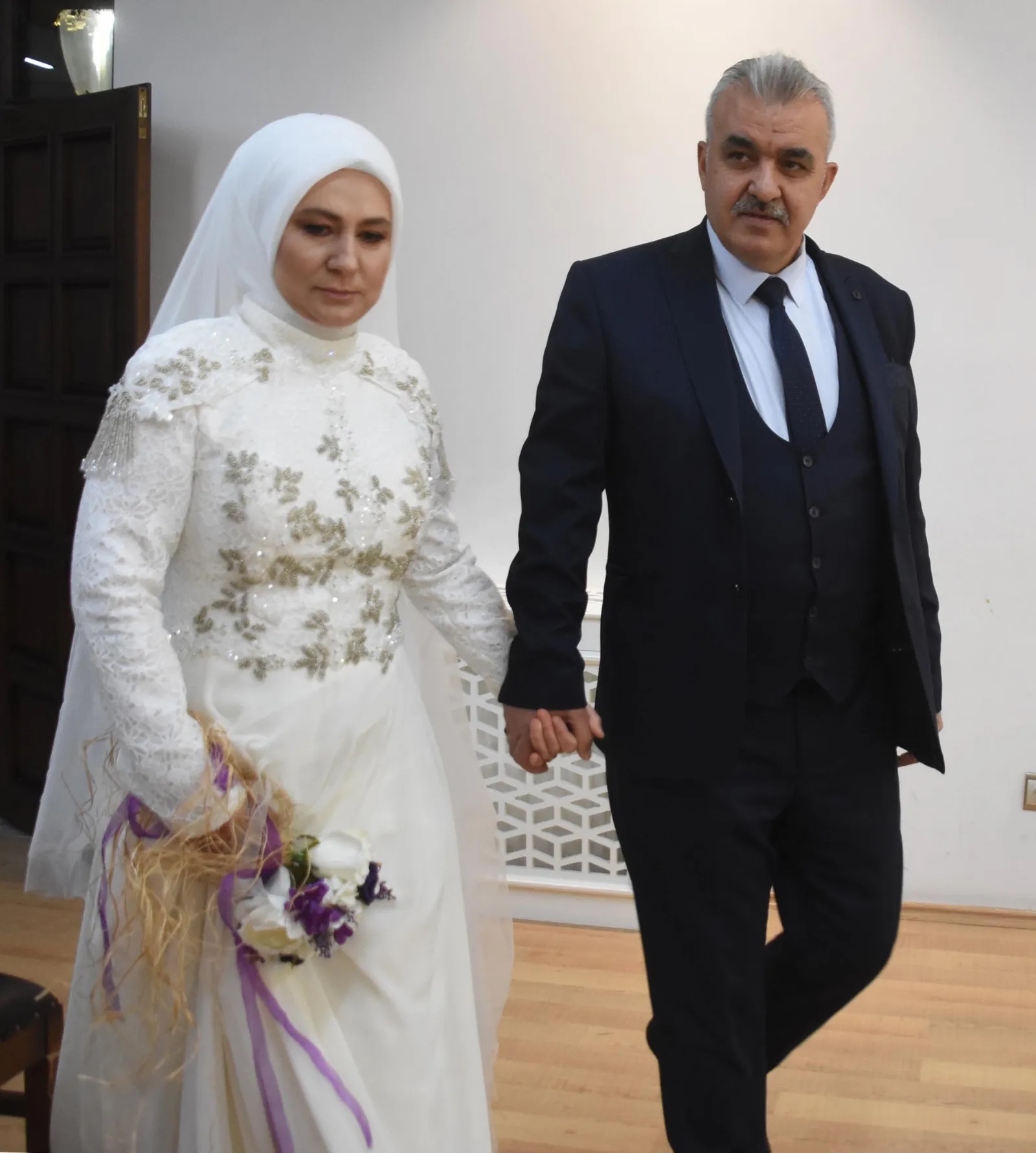 Kayseri'de Azmi Bulut ile Mualla Beytül 1986 yılında nişanlandılar! Dünya evine ise 35 yıl sonra girebildiler