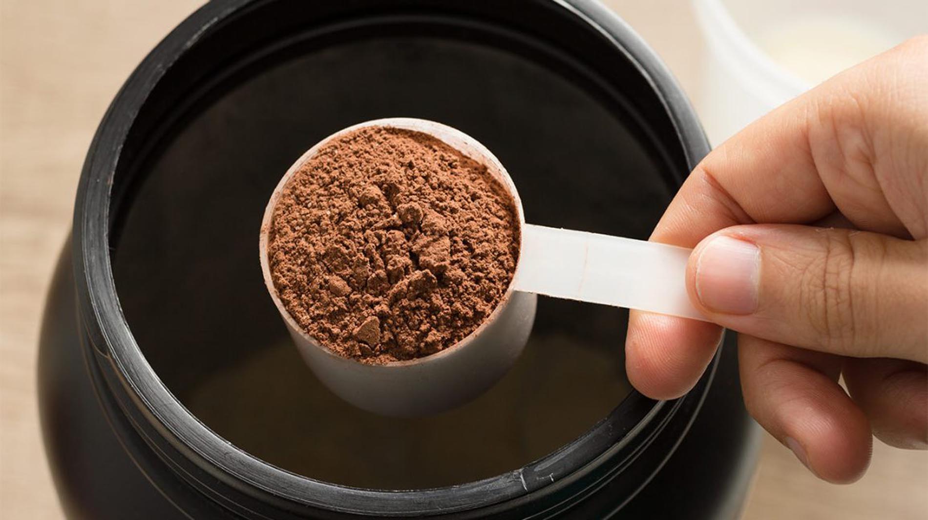 Adana'da 19 yaşındaki gencin hayalleri yarım kaldı! Kilo almak için protein tozu kullandı, felç kaldı! 