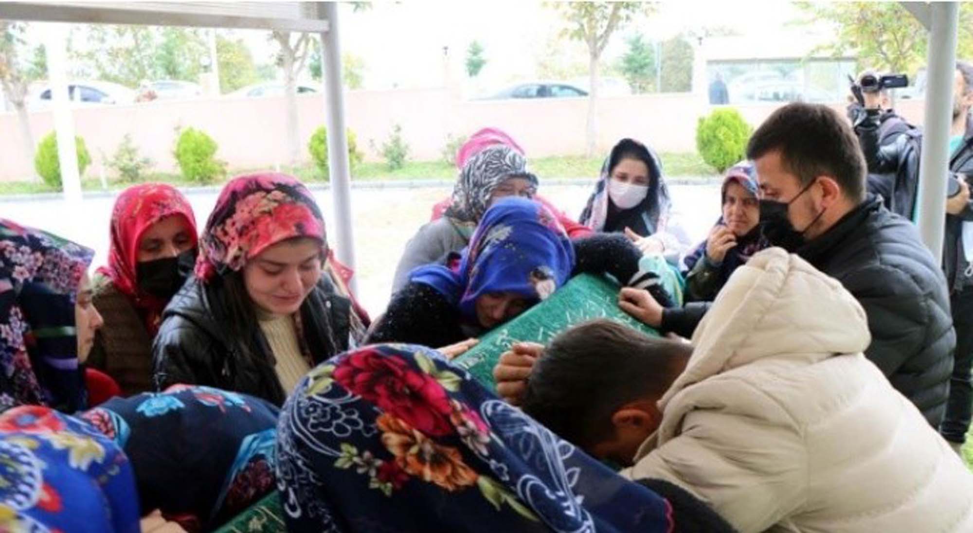 11 yaşındaki Yiğit'ten kahreden haber! Koronavirüs tedavisi yeni bitmişti, kalp krizi sonu oldu!