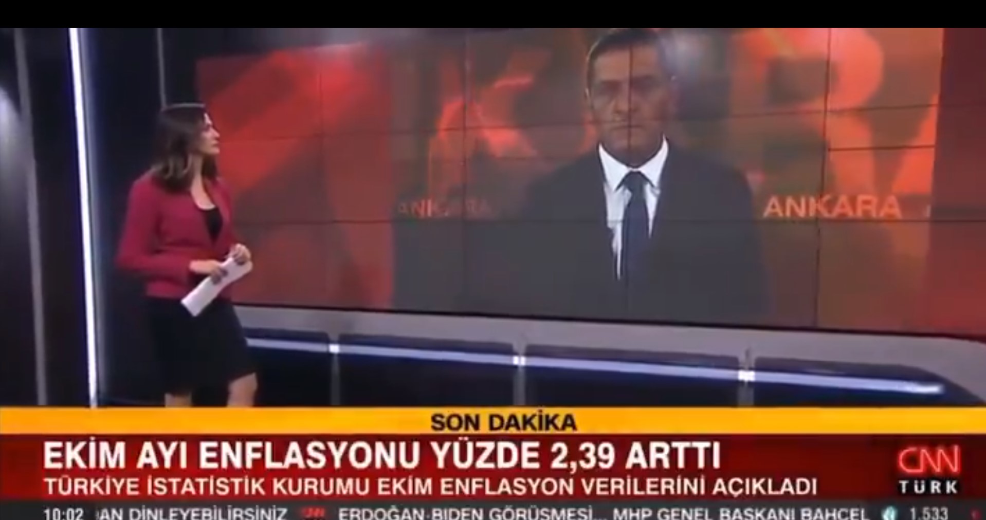 CNN muhabiri Serhat Dal canlı yayında yanlış soru sorulması üzerine sinirlenerek kağıtları fırlattı! O anlar kameralara yansıdı!
