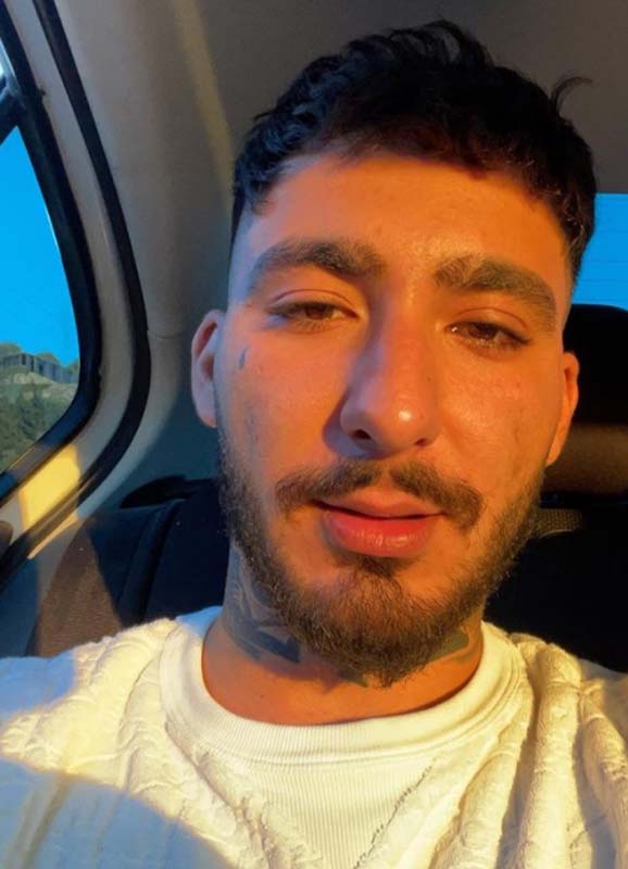 Rapçi kaosu! Uzi'den Çakal'a şarkı göndermesi 'Gülümseyemem' dedim