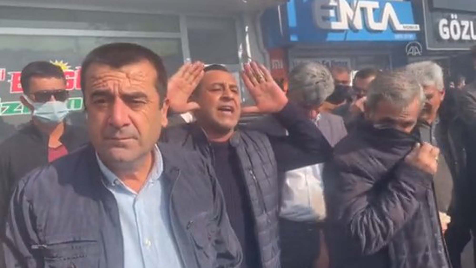 Lütfü Türkkan'ın provokatör olarak suçladığı vatandaşın kardeşinin PKK tarafından atılan havan topu ile şehit olduğu öğrenildi.